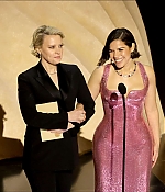 Filename=0032.jpg
Filesize=99KiB
Dimensions=2000x1334
Date added=May 04, 2024 0032.jpg
